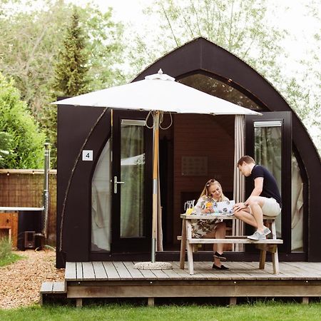 Pod Huisje Met Hottub Dokkum Ngoại thất bức ảnh