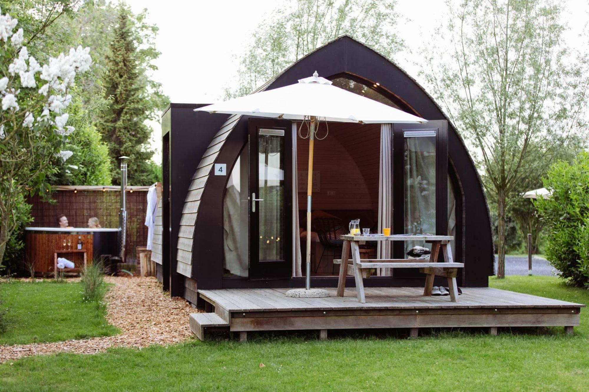 Pod Huisje Met Hottub Dokkum Ngoại thất bức ảnh